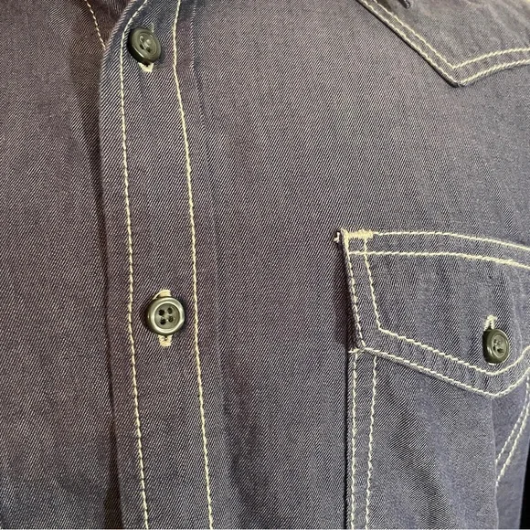 J. Campbell Los Angeles Y2K Western Button Shirt – Size Small
Lightweight Rodeo - Picture 8 of 13